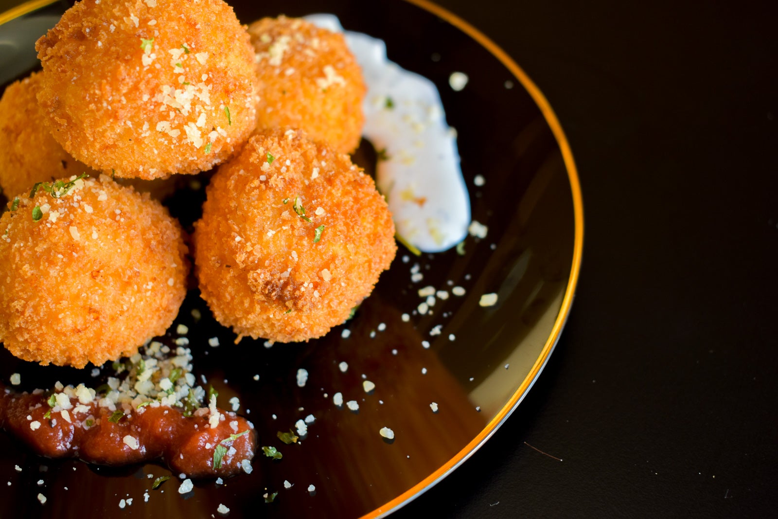 Pimento Arrancini  Black Plates